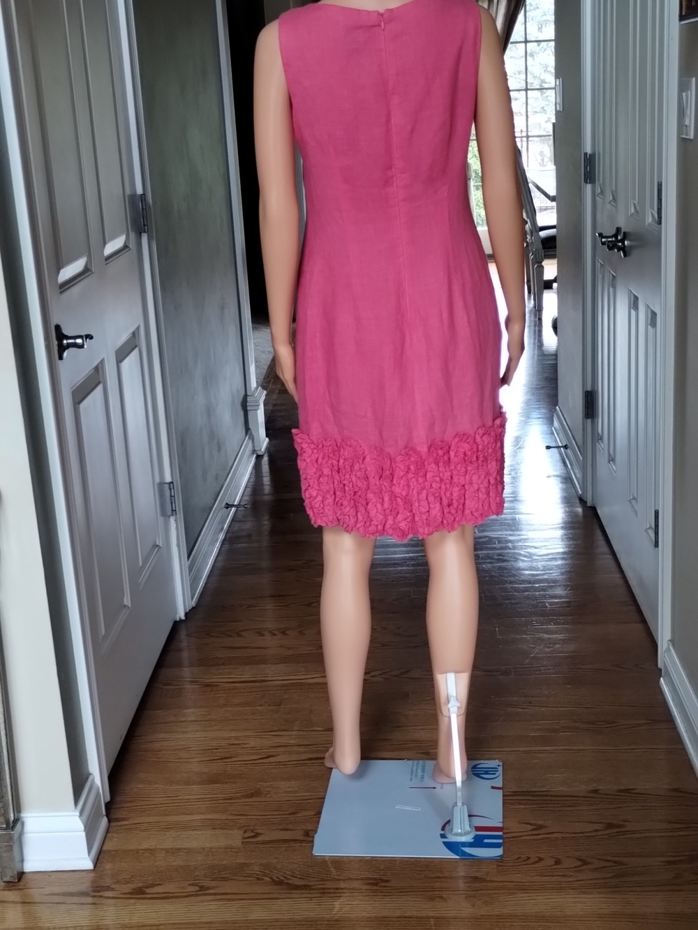 Taylor Linen Dress - Picture 4 of 16